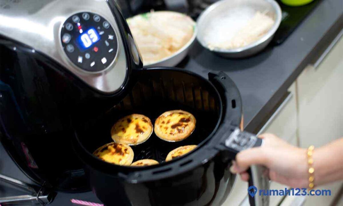 Cara Membersihkan Air Fryer dengan Mudah dan Cepat. Aman!